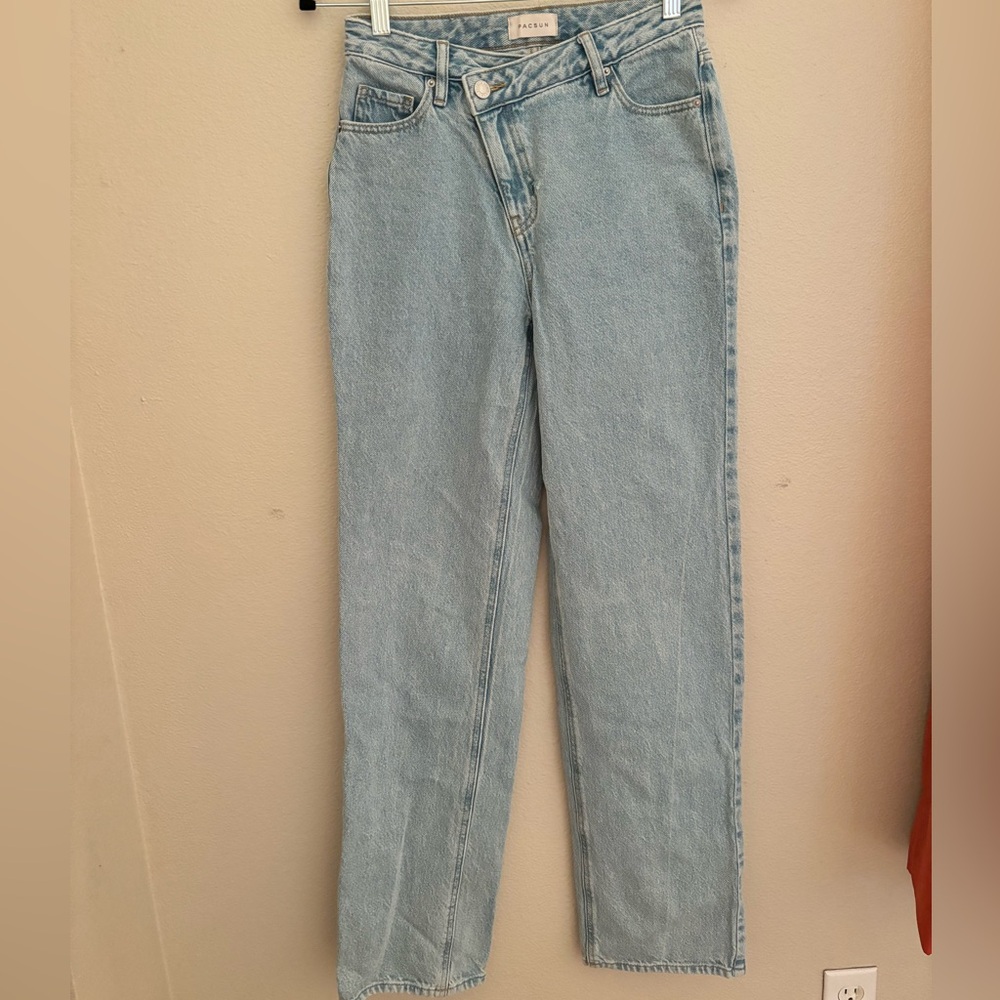 Diagonal Zip Wide Leg Jeans
